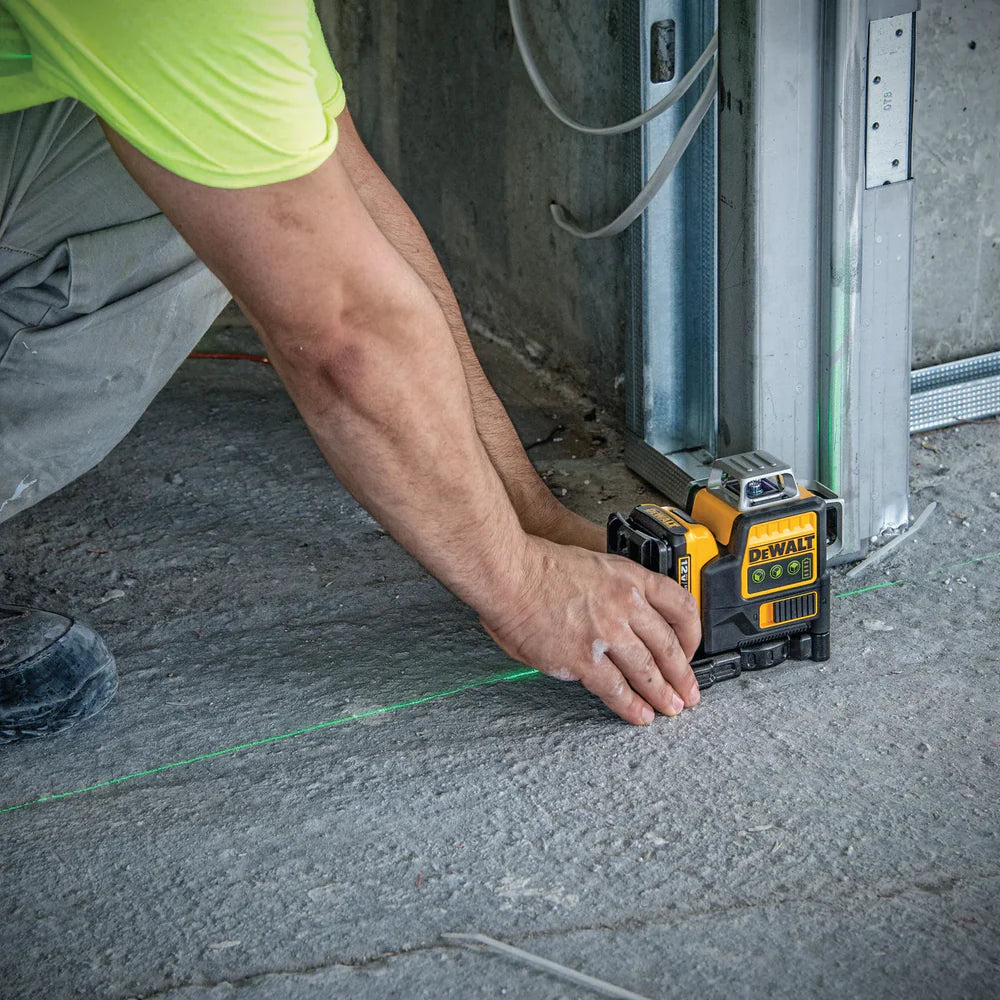 DeWalt DW089LG 12 - Line 3 - Side 360° All - Around Green - Light Laser Level